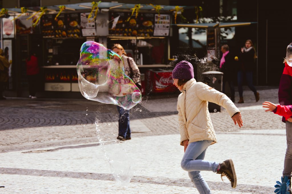 Happy kids, Prague