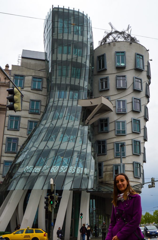 Dancing houses, Prague